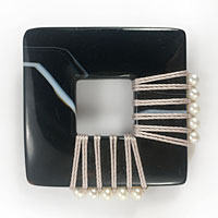 Brooches - Pins